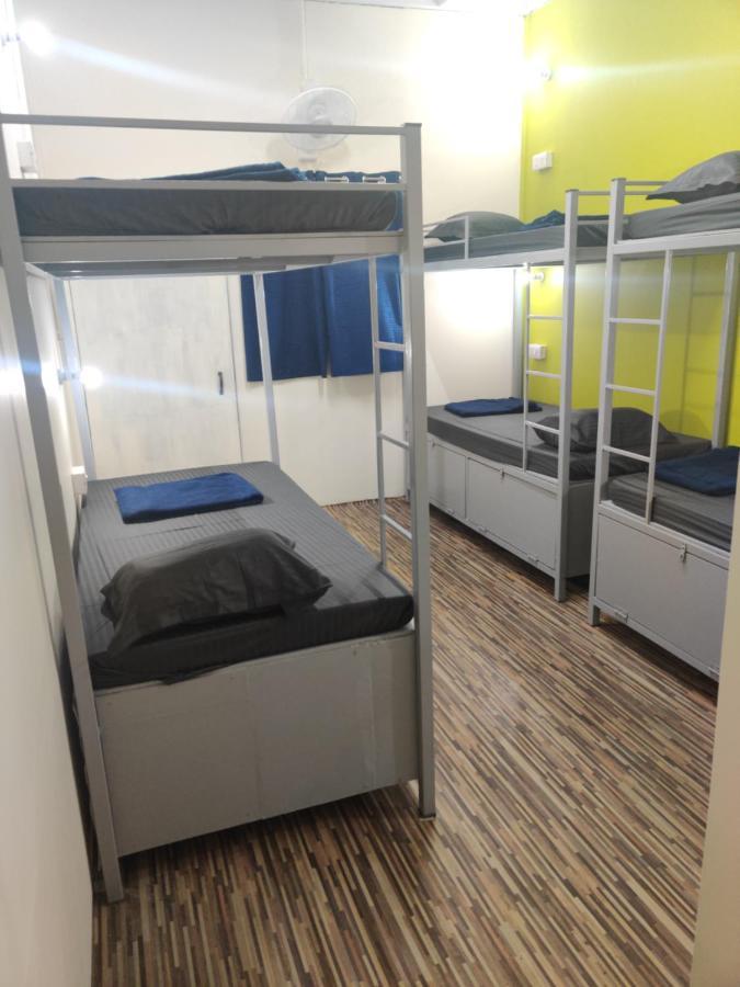 Bon Voyage Sea View Hostel 바가토르 외부 사진